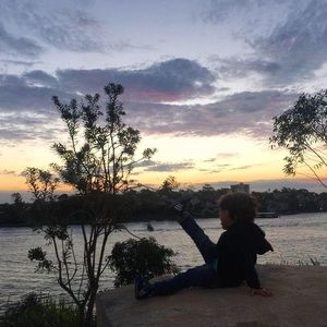 Meet your Posher, Samya